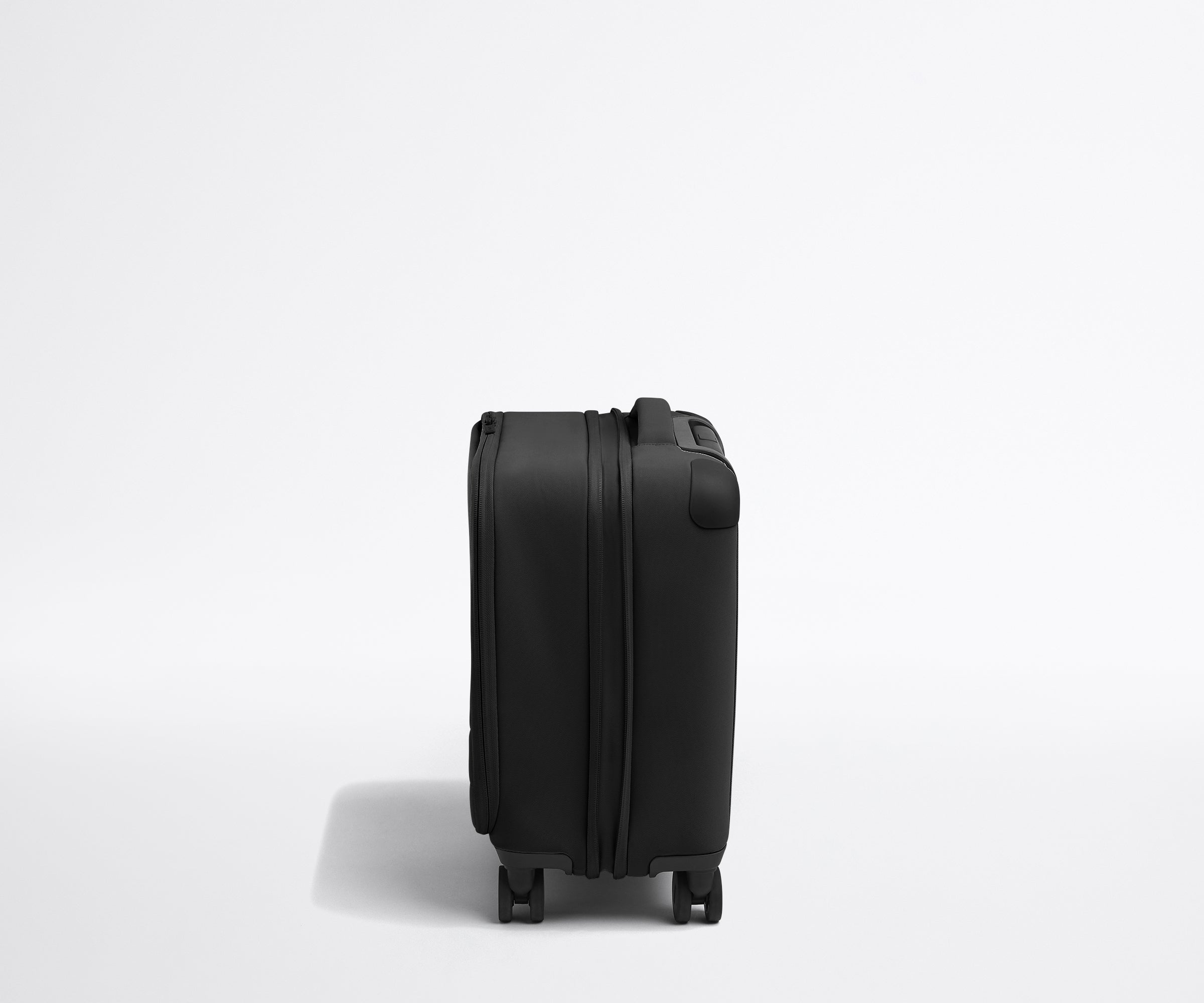 PDP_Softside_Compact_Black_04.jpg